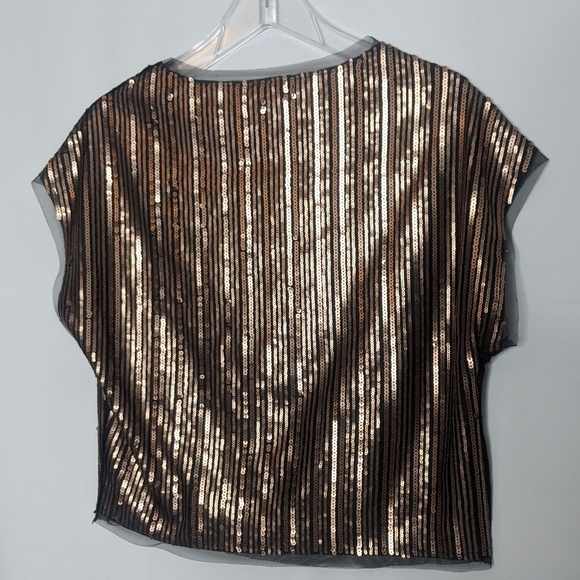 NWOT bar III gold sequin top - Picture 3 of 6